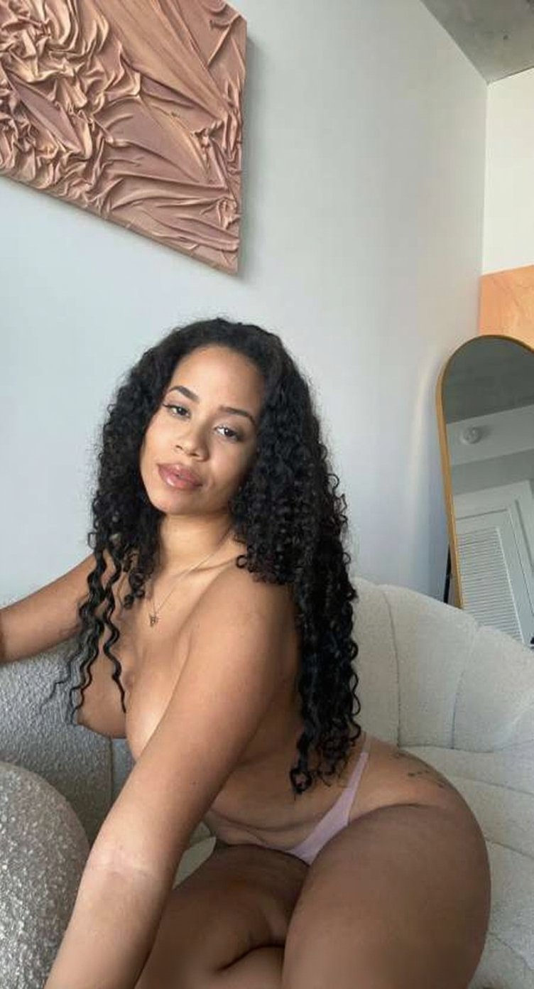 Thick Curly Lightskin Anal #O2fFS9Af