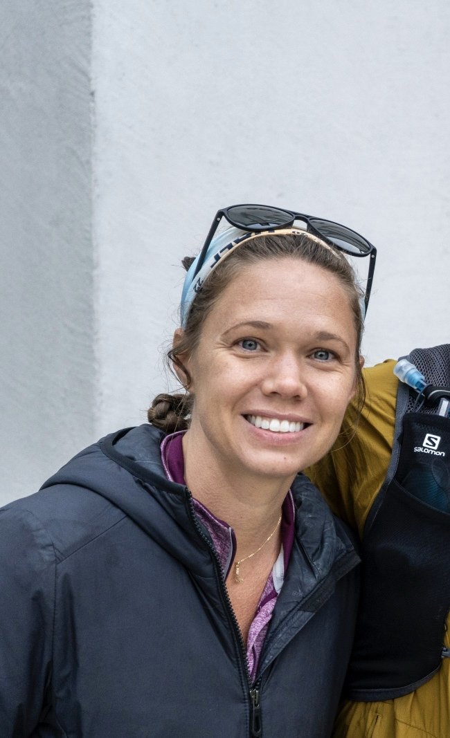 Lindsey shows that kissing your friend & flashing your tits is a spring break minimum #F5SoCAPf