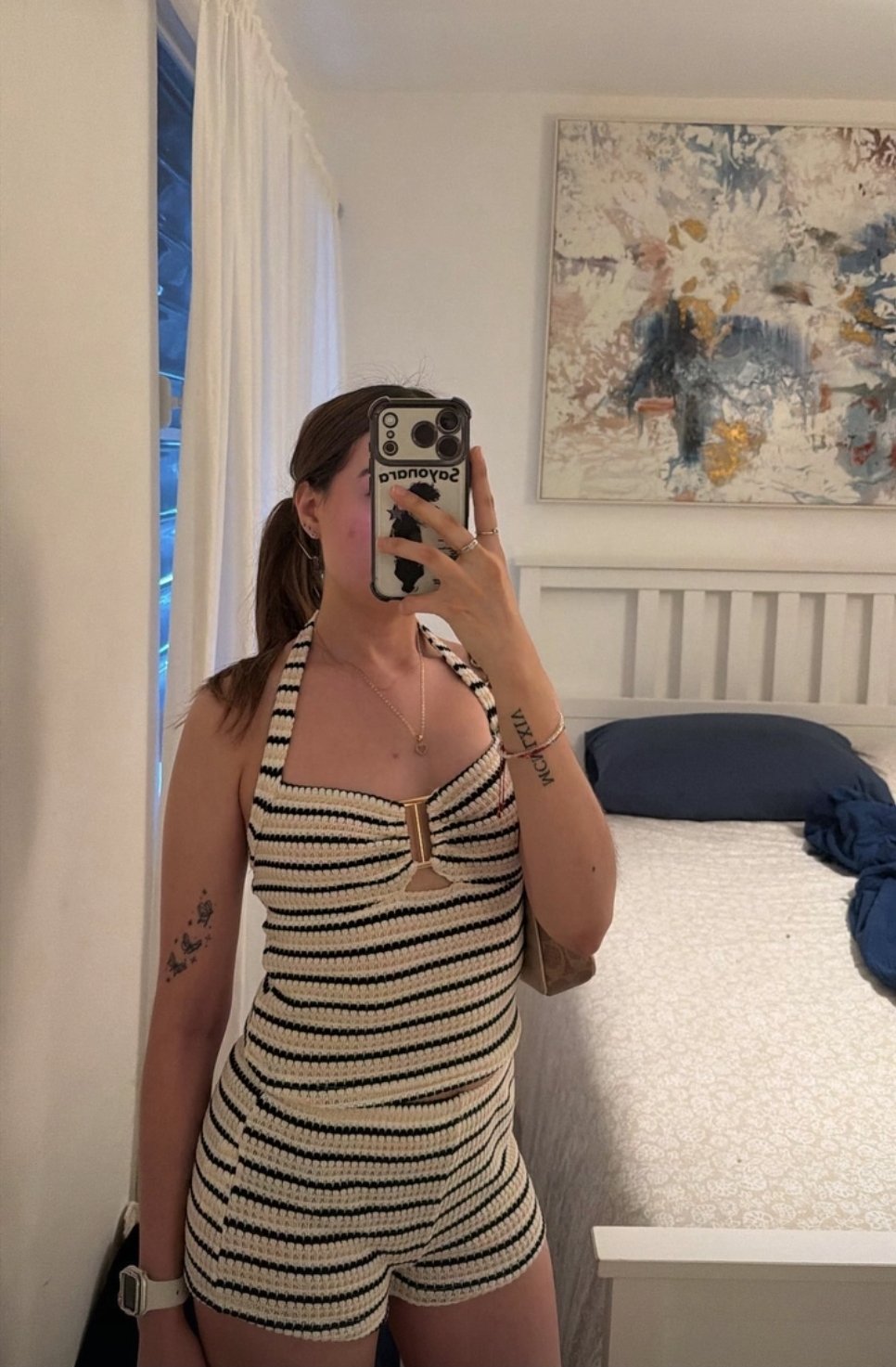 Mina de um seguidor #eZwyOTxI